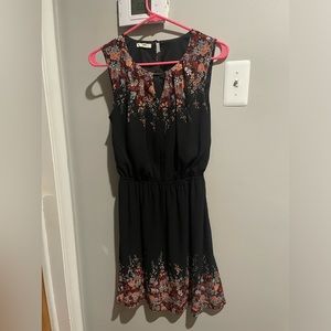 Maurice’s Size Small Black and floral Sundress. Smoke free home.